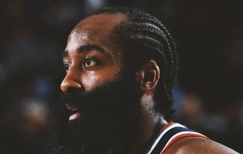 开云-TheShy迎来十二赛季出色发挥，IG观众热烈欢呼！